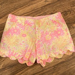 Lilly Pulitzer size 6
